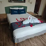 Hotel Ayenda San Isidro Inn