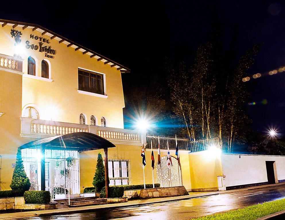 Hotel Ayenda San Isidro Lima