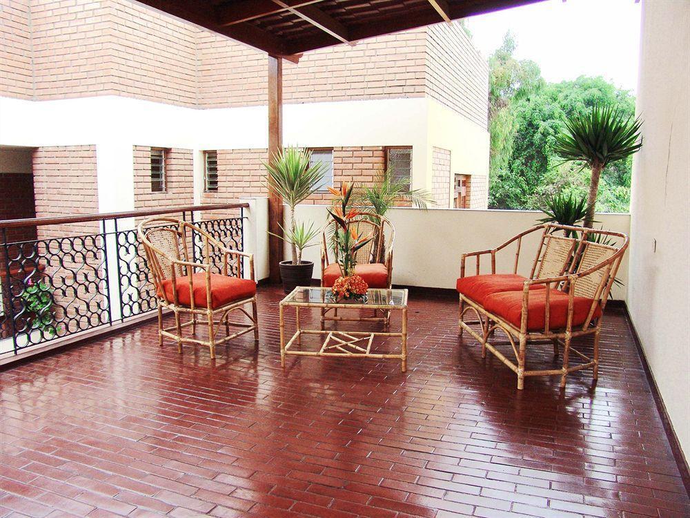 Hotel Ayenda San Isidro 3*