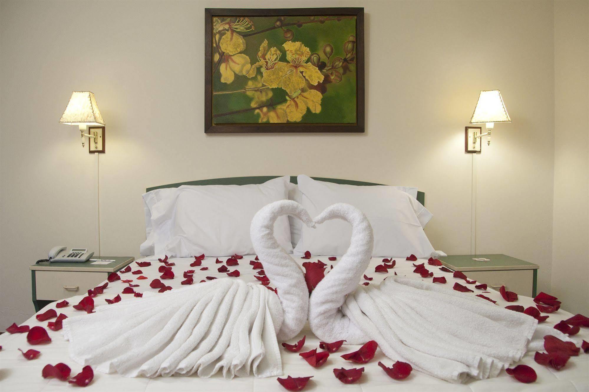 Hotel Ayenda San Isidro Lima